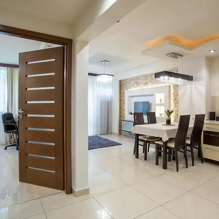 Modern Near Metro Center - Grzybowska 5 Apartamento *