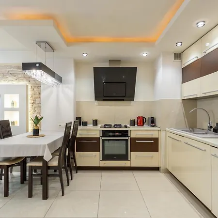 Apartamento Modern Near Metro Center - Grzybowska 5 *