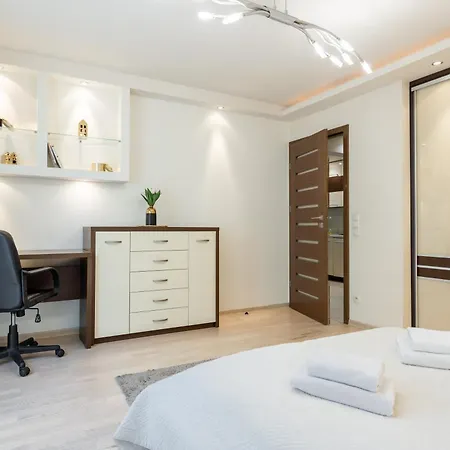 Modern Near Metro Center - Grzybowska 5 Apartamento